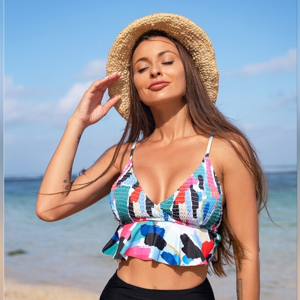 Fun & Flirty Colorful Crop Top Tankini - Picture 3 of 9